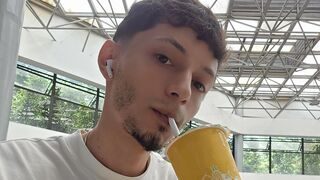 Free Nude AxelBrooks