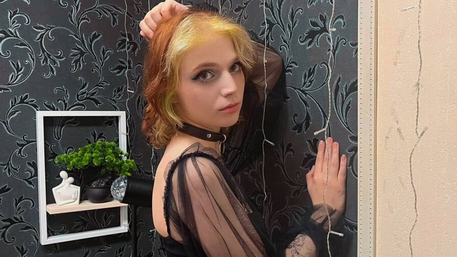 BarbaraMay Nude