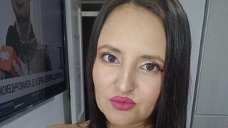 Free Nude BelenRose