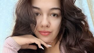 Free Nude BellaLoy