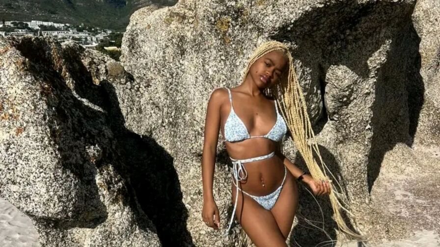 BellzRosee Nude