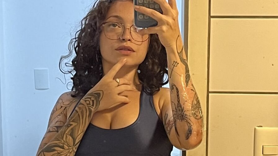 CamiMarinho Nude
