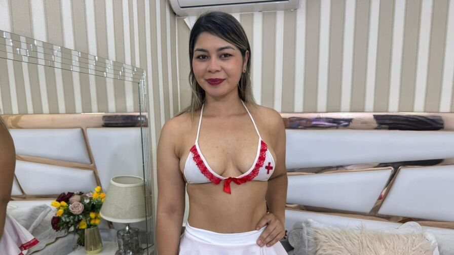 CarlyClow Nude