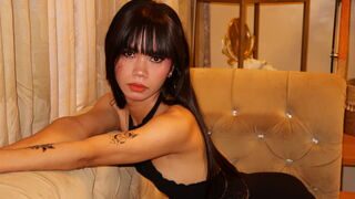Free Nude CassandraAndrean