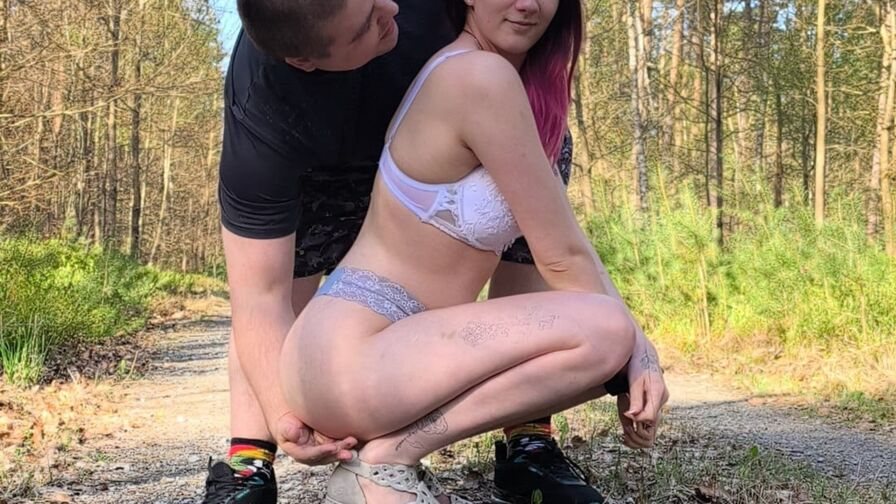 CoupleSkyline Nude