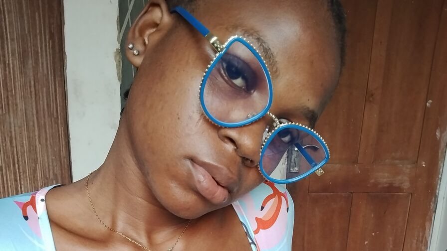 DahNorah Nude