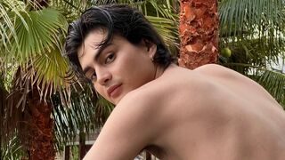 Free Nude DanMoore