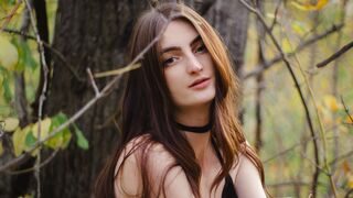 Free Nude DaniaHollf