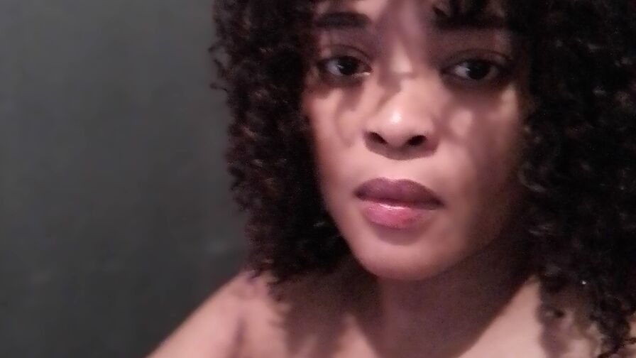 DelicateDiamond Nude