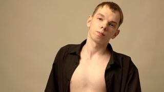 Free Nude DionKyle