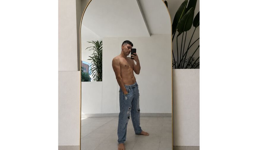 EithanGomez Nude