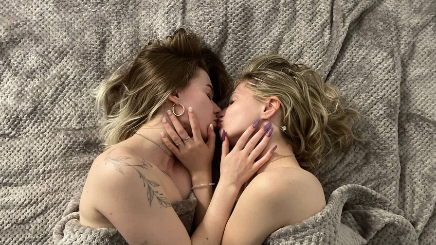 ElinoreAndNila Nude