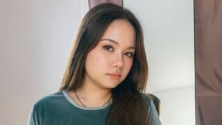 Free Nude EllariaLee