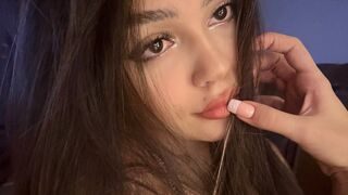 Free Nude EmilyMonder