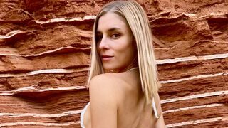 Free Nude EmmaFae