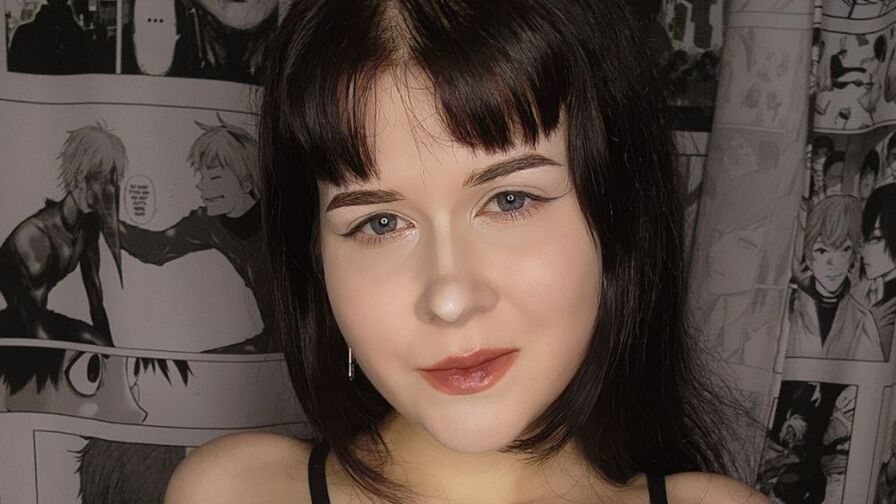 EmmaLoy Nude