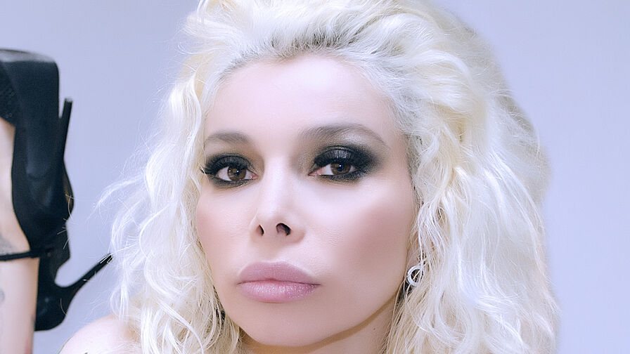 Emperatrizmiel Nude