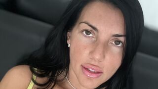 Free Nude ErikaErika