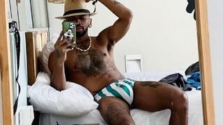 Free Nude EthanBens