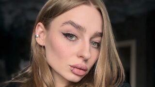 Free Nude EvaVotta