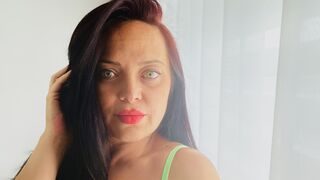 Free Nude GeorgiaGreen