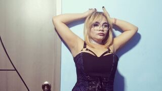 Free Nude GrecoSarah