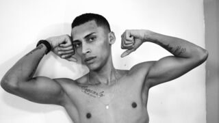 Free Nude HarinRobert