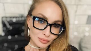 Free Nude HelenaBoyd