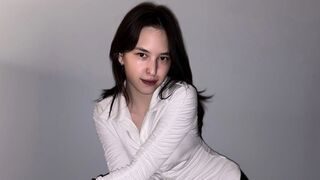Free Nude IriskaFever
