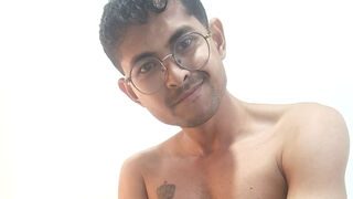 Free Nude JadenTowers