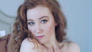 Free Nude JuliaAlister