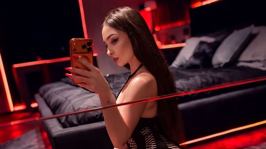 JulliaDark Nude