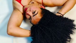 Free Nude KarolaynGiles