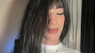 Free Nude KittyMia