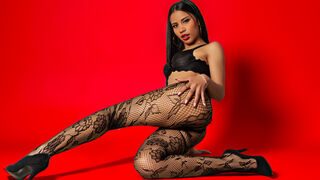 Free Nude LauranJackson