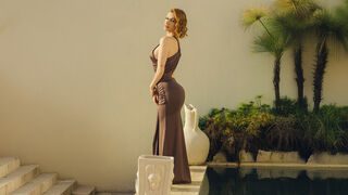 Free Nude LeahRed