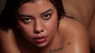 Free Nude LeilaPons