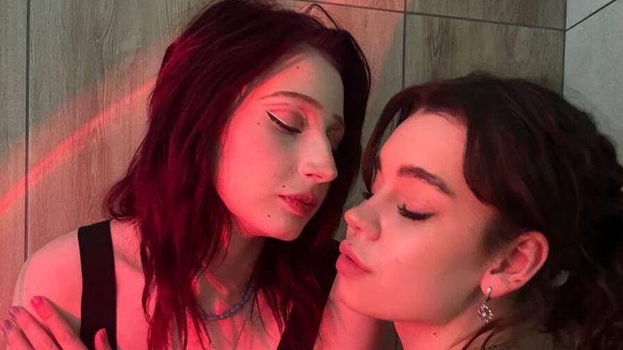LeonilaAndDahlia Nude