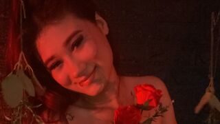 Free Nude LittleAlyy