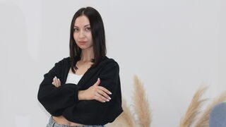 Free Nude LivaFlour