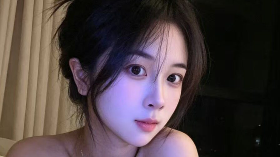 LiviaLi Nude
