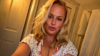 Free Nude LouisaKoutouzis