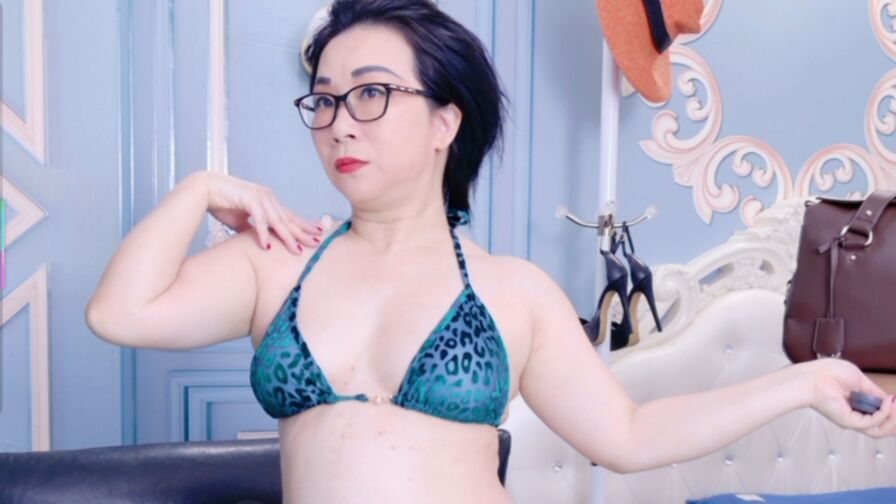 LucianaMecacci Nude