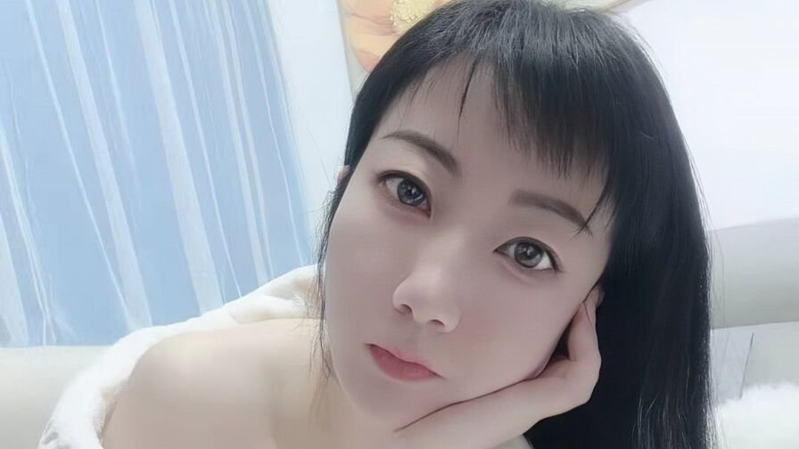 MLLi Nude