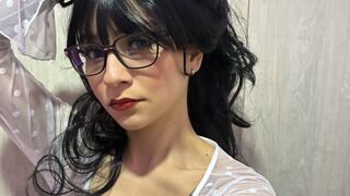 Free Nude MaddiePaz