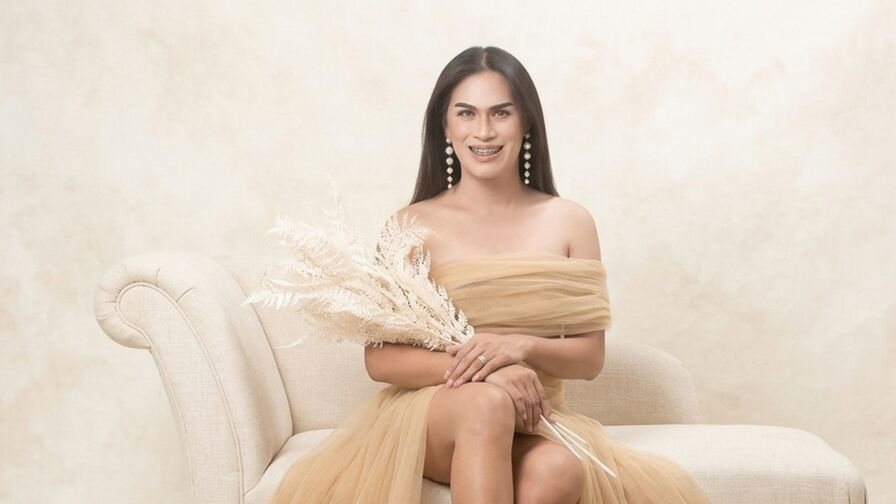 MadisonHail Nude