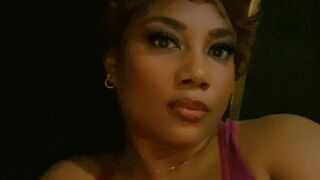 Free Nude MandyJohn
