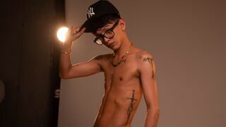 Free Nude MarcusHadders