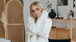 Free Nude MariaNealson