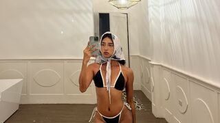 Free Nude MarinaRevira